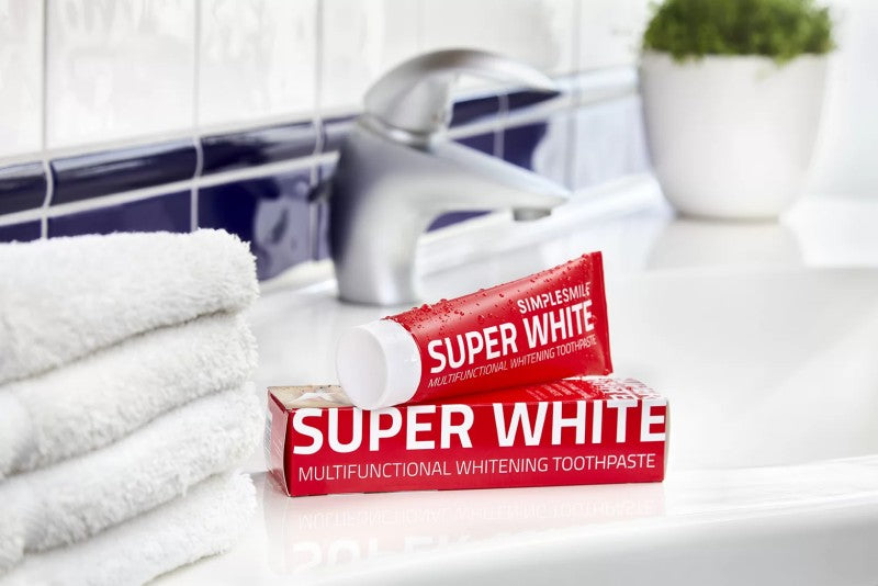 Отбеливающая зубная паста SimpleSmile Super White Multifunctional Whitening Toothpaste BECSS141698, вкус мяты, 75 мл