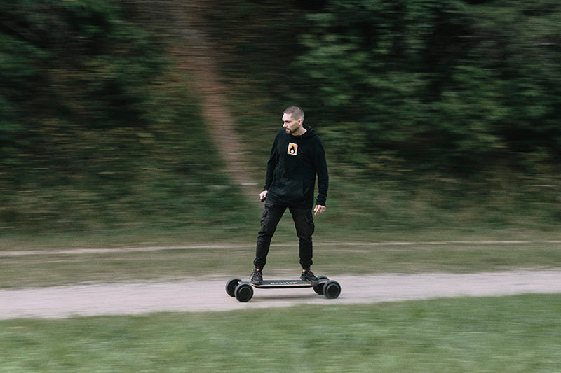 Elektrinė riedlentė Beaster BSSK12, 7,5 Ah, kanadietiško klevo lenta