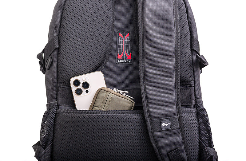 Kelioninė kuprinė Beaster su integruota USB jungtimi ir vieta ausinėms prijungti, BS616BP