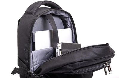 Kelioninė kuprinė Beaster su integruota USB jungtimi ir vieta ausinėms prijungti, BS616BP