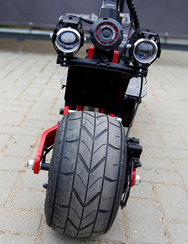 Elektrinis paspirtukas Beaster Scooter BS10, 2000 W, 60 V 26 Ah, hidrauliniai stabdžiai, skirtas bekelei