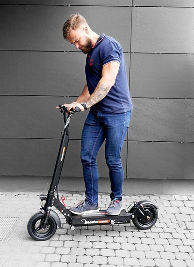 Elektrinis paspirtukas Beaster Scooter BS68, 1000 W, 48 V, 20 Ah, diskiniai stabdžiai, skirtas bekelei