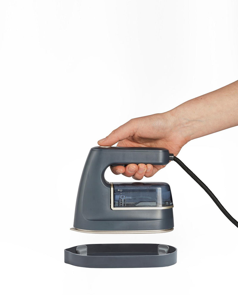 Beldray BEL01610VDE 2 в 1 утюг и отпариватель для одежды