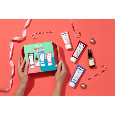 Q+A Travel Treats Gift Set Odos priežiūros priemonių rinkinys, 1vnt
