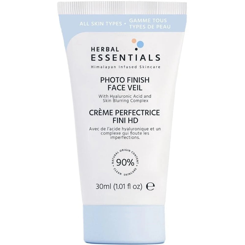 Herbal Essentials Photo Finish With Hyaluronic Acid And Skin Blurring Complex face mist 30 ml