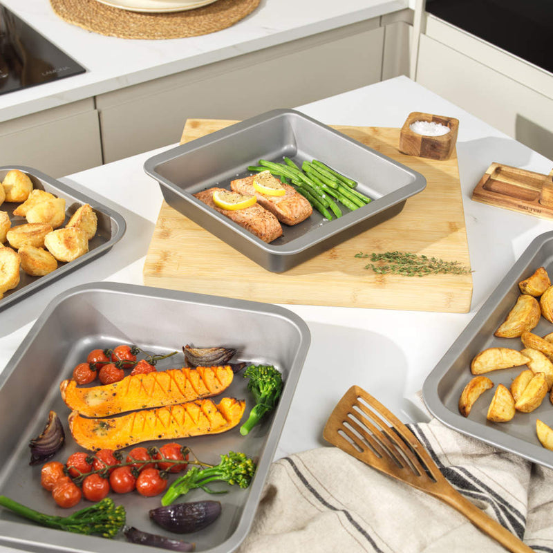 Salter BW13665 Essentials 31cm Baking Tray