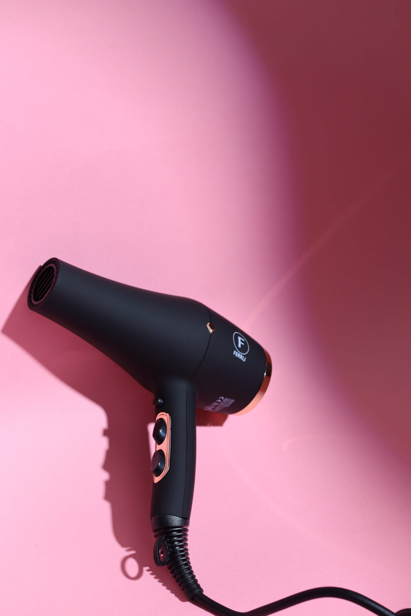 Ferrli Infrared dryer with negative ion generator + gift Vitamins applied to hair