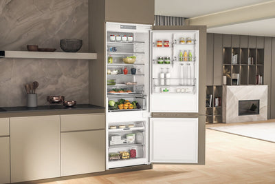 WHIRLPOOL  Built-In Refrigerator WH SP70 T121, Width 69 cm, Height 193,5 cm, Energy class E, No frost