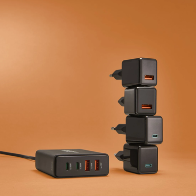 Hama 00201979 Charging Station With USB-C/USB-A 65 W Black