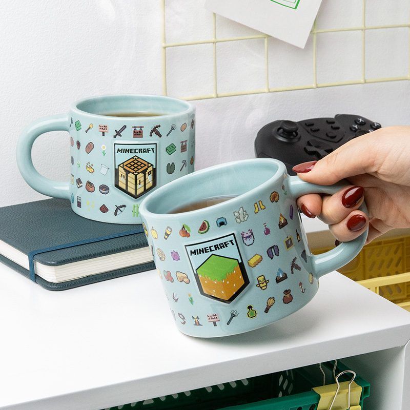 Paladone Minecraft Embossed Mug
