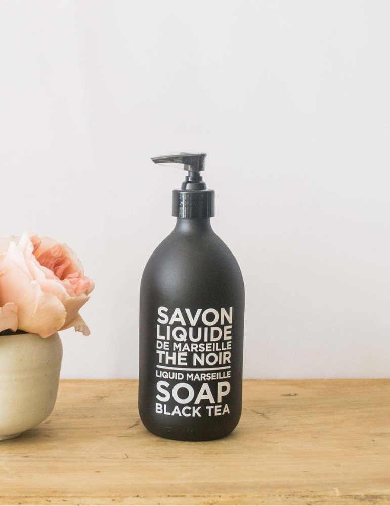 CDP skystas muilas „Black Tea“ 495 ml.