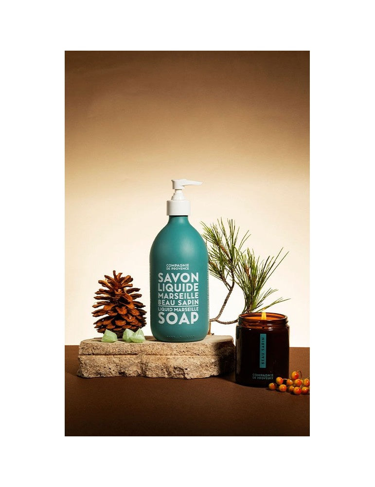 CDP skystas muilas „Festive Pine“ 495 ml