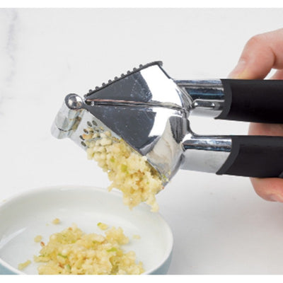 Česnakų spaustukas Zyle ZY40204RGP, juodos/raudonos rankenos