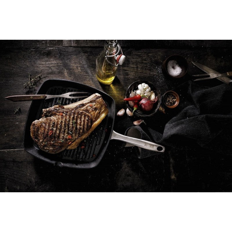 Rifliuota ketaus keptuvė Skottsberg 24x24cm