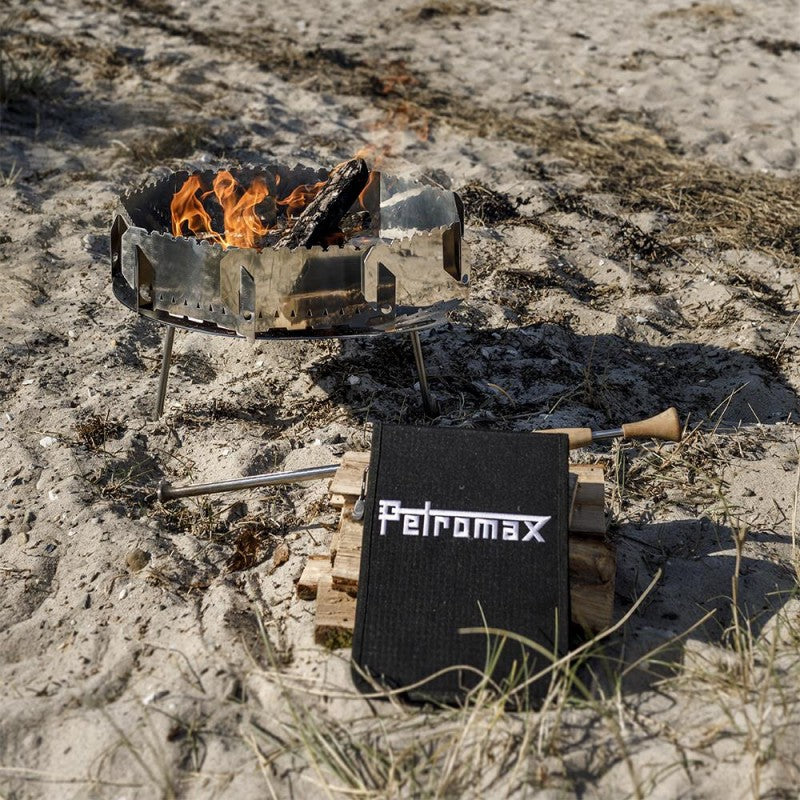 Fire pit protection from the wind Petromax