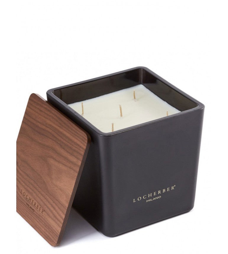 LOCHERBER MILANO candle for black matte container "Linen Buds" 2500 g.