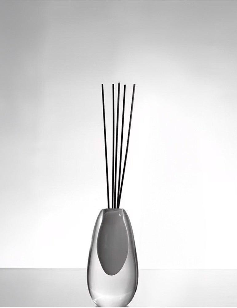 LUNARE namų kvapų talpa „ORACLE PETITE“ + papildymas 250 ml „HYPNOTIC“