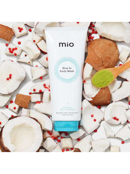 mio DIVE IN refreshing body wash with AHA acids, 200 ml.