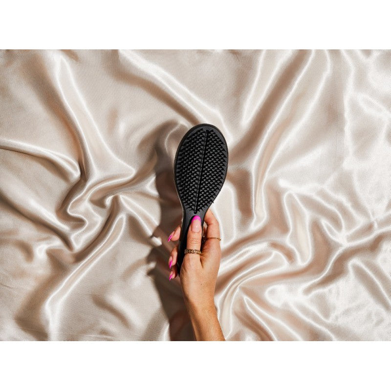 Plaukų šepetys Tangle Teezer Wet Detangler The Ultimate Styler Jet Black TT31066, juodos spalvos