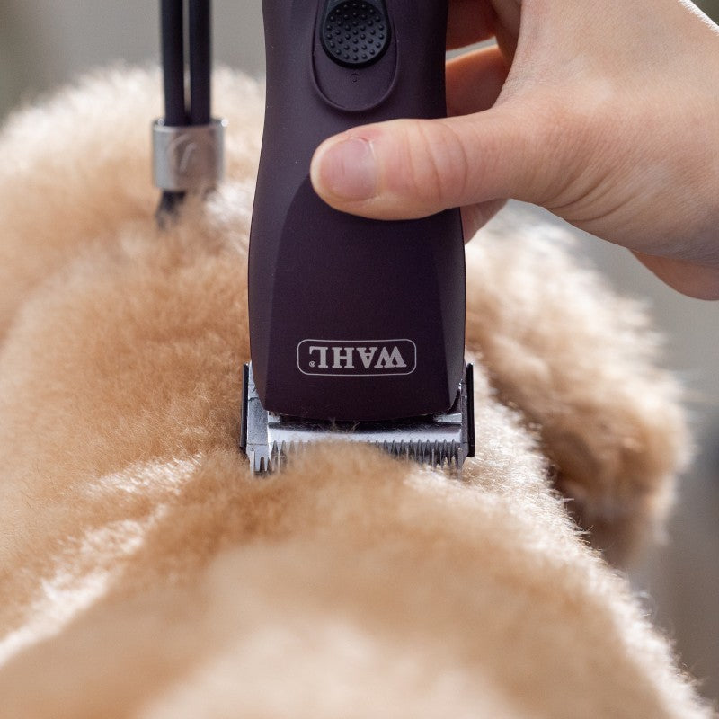 Profesionali plaukų kirpimo mašinėlė gyvūnams WAHL Professional Animal KM Supera Burgundy WAHP1263-0471, belaidė