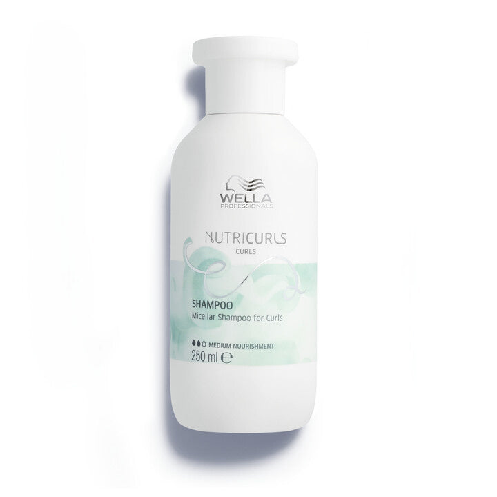 Wella NUTRICURLS micellar shampoo for curly hair + gift Wella product