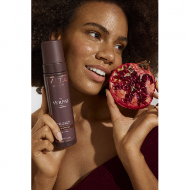 Vitaliberata TANNING MOUSSE TINTED – SAVAIMINIO ĮDEGIO PUTOS, SU IŠORINIU BRONZANTU, 200 ML - Tamsi/Dark