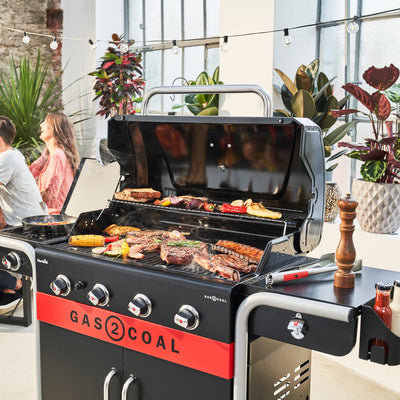 Charcoal-Gas 4-burner grill Char-Broil Gas2Coal