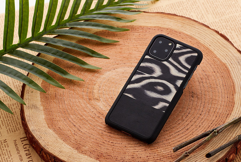 Чехол MAN&amp;WOOD для смартфона iPhone 11 Pro Max леопардовый черный