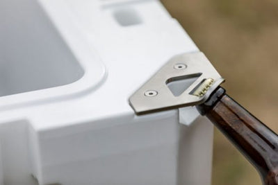 Locking plate with bottle opener for Petromax Coolers 