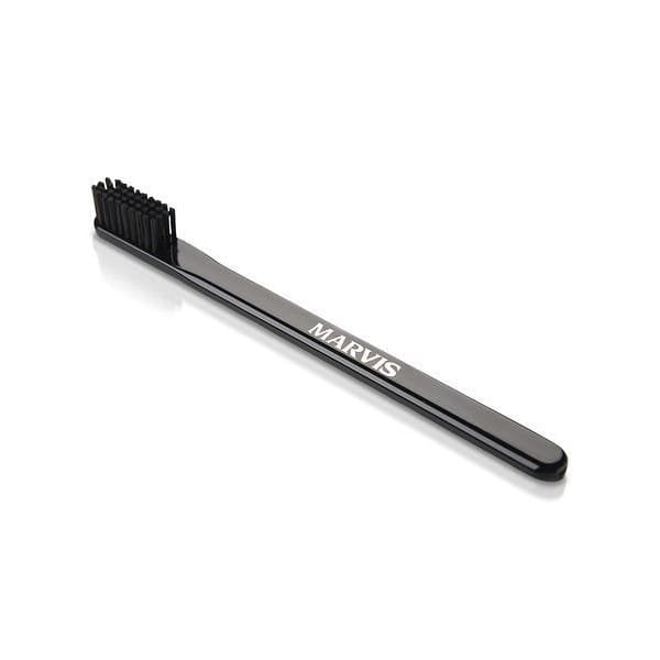 Marvis Black Medium Toothbrush Toothbrush (medium hardness) 