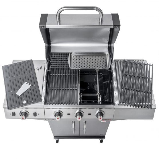 Gas grill with Char-Broil Performance Pro S 3