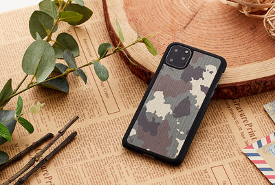 Чехол MAN&amp;WOOD для смартфона iPhone 11 Pro камуфляж черный
