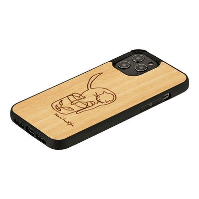 MAN&amp;WOOD case for iPhone 12/12 Pro cat with red fish