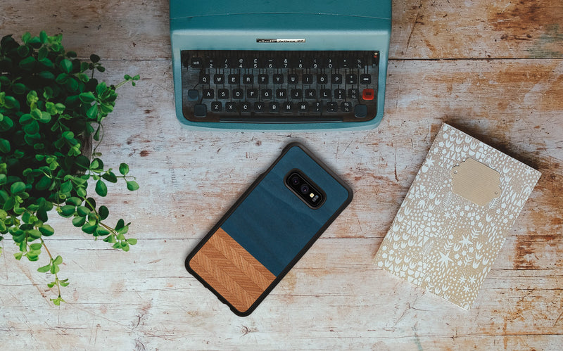 MAN&amp;WOOD Чехол для смартфона Galaxy S10e джинсовый черный