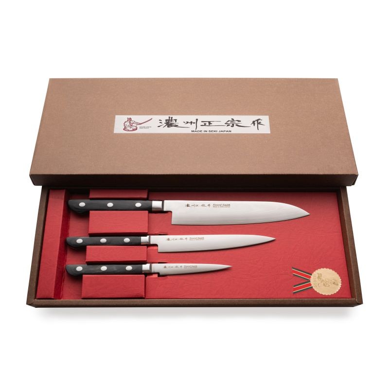 Set of Japanese Damascus steel knives Satake