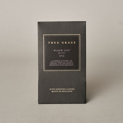 True Grace BLACK LILLY Nr.51 kvapnios kortelės 5 vnt.